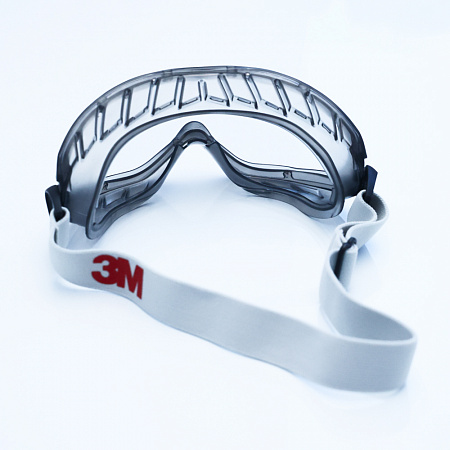 Очки закрытые защитные 3М 2890SA из ацетата