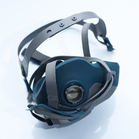 Полумаска 3М серия 6500 модель 6502QL, размер средний