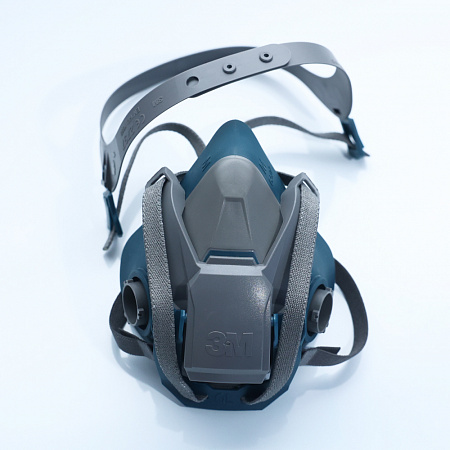 Полумаска 3М серия 6500 модель 6502QL, размер средний